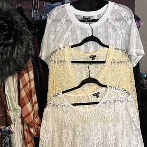 Torrid NWOT lace Top Bundle -2x (3 Tops)